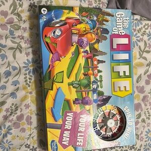 Barely used-Hasbro The Game of Life Board Game - Multicolor